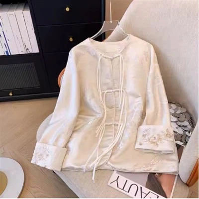 لباس گلدوزی چینی